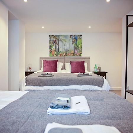 The Dragon'S Den Apartamento Harrogate Exterior foto